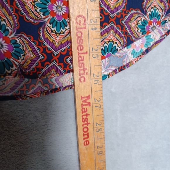 Express Womens Floral Mandala Zip Front V-Neck Blouse Size Small Boho Purple Top - Picture 8 of 10